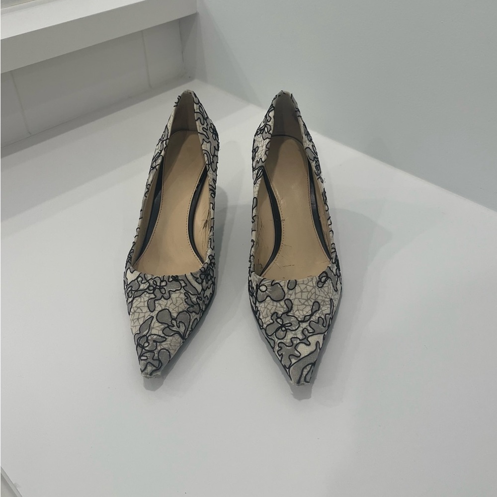 NINE WEST NUNCIO Black and White Lace Heels, Size 8 1/2